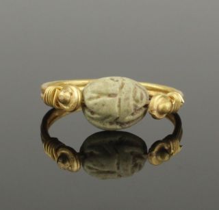 Ancient Egyptian Gold Scarab Ring - Middle Kingdom C.  2010 - 1793 B.  C 0036