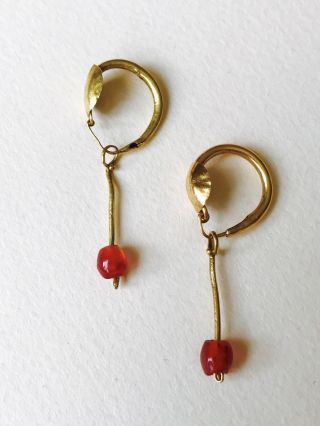 Roman Gold Earrings With Carnelian Beads,  Elegant Jewellery
