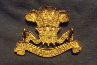 WW II Cap Badge To The Prince Of Wales Rangers (Peterborough Regiment) (M.  G. ) 2