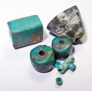 8 Pre - Columbian - Turquoise Beads - Moche Culture Peru - Circa 200 To 1000 Ad