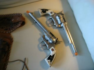 toy cap guns hubley cowboy 2 gun set with holster 3