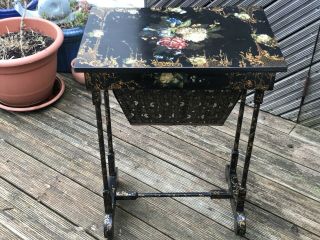 ANTIQUE FLORAL LACQUERED JAPANNED SEWING TABLE @ 1850 - STUNNING KEY 10