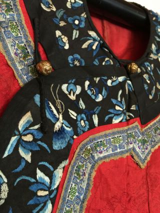 Antique Chinese Gauze Summer Robe Dragon Roundels Silk Embroidered Late Qing 7
