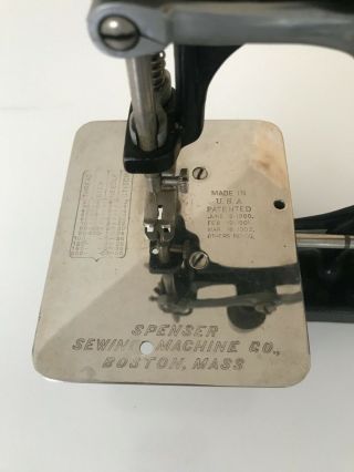 MAGNIFICENT ANTIQUE TOY SEWING MACHINE SPENSER 1900s 7