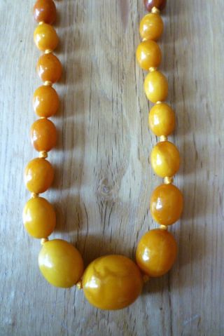 ANTIQUE BALTIC BUTTERSCOTCH EGG YOLK AMBER BEADS NECKLACE 38 GRAMS CHINESE 8