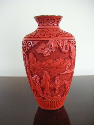 Antique Chinese Carved Cinnabar Lacquer Vase and ashtray 4