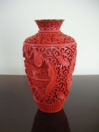 Antique Chinese Carved Cinnabar Lacquer Vase and ashtray 5