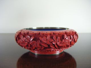 Antique Chinese Carved Cinnabar Lacquer Vase and ashtray 9