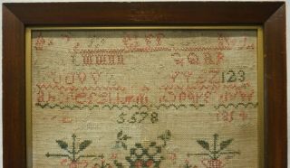 SMALL EARLY 19TH CENTURY MOTIF & VERSE SAMPLER BY JANE HUTTON AGED 9 - 1834 2