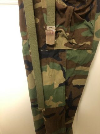 United States Army Camouflage CAMO BDU Woodland Pants Small Regular,  Belt 8