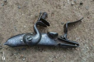 1600s Flintlock Musket Lock