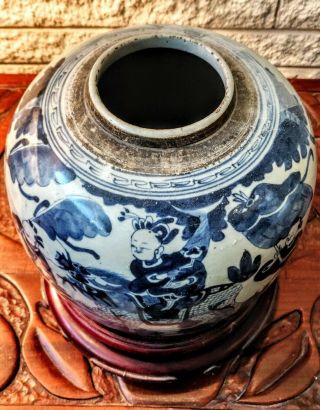 A blue and white,  Qing dynasty,  19th century,  Ginger Jar and wood Stand 3