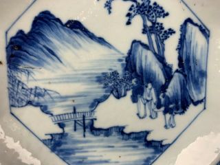 18th/19th C.  CHINESE BLUE AND WHITE OCTAGON DISH 2