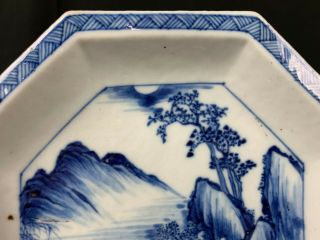 18th/19th C.  CHINESE BLUE AND WHITE OCTAGON DISH 3