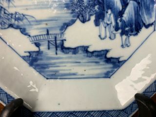 18th/19th C.  CHINESE BLUE AND WHITE OCTAGON DISH 4