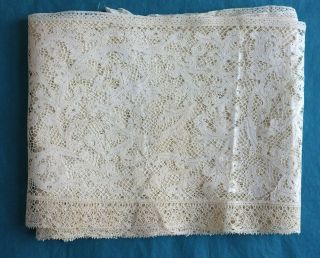 450 cms antique 18th century linen bobbin lace border - Flemish? 5