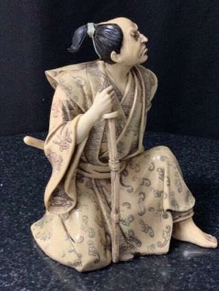 ANTIQUE CHINESE SAMURAI FIGURE.  IVORY COLOURED 9inch tall 2