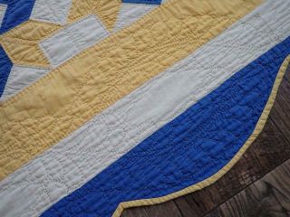 Vintage Summer Cottage Color Blue & Yellow QUILT Scalloped Edge 85 