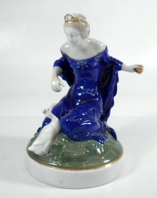 German Porcelain Figure Made By Rosenthal,  1920 S 