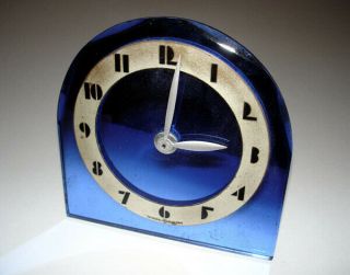 1930s Art Deco General Electric Beveled Blue Mirroed Glass Electric Clock