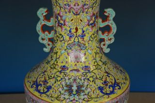 EXQUISITE LARGE ANTIQUE CHINESE FAMILLE ROSE PORCELAIN VASE MARKED QIANLONG A739 5