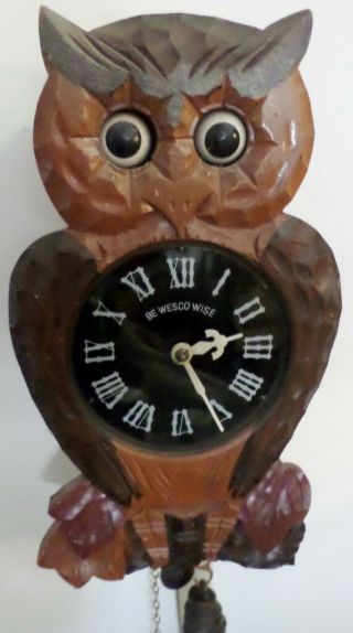 Large Rare Moving Eyes Hand Carved Wood Owl Weight Driven Wall Clock