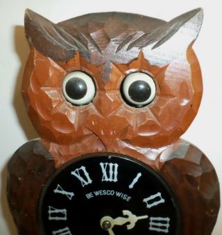 LARGE RARE MOVING EYES HAND CARVED WOOD OWL WEIGHT DRIVEN WALL CLOCK 4