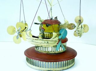 MULLER AND KADEDER WIND UP TIN HAND=PAINTED CAROUSEL 1900 - 1912 GERMANY 11