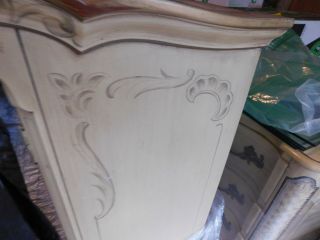KARGES BREAKFRONT / CHINA CABINET FRENCH PROVINCIAL Hand Painted 5