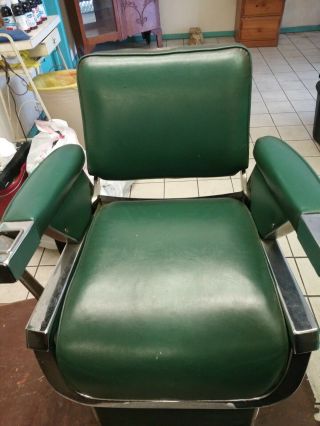 Vintage Belmont Barber Chair 2