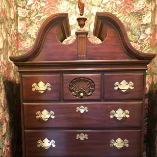 Henkel Harris Mahogany Philadelphia Queen Anne Highboy 2