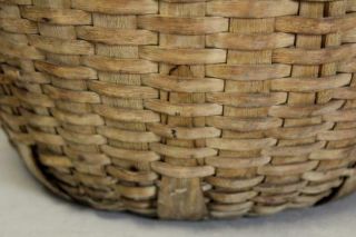 VERY RARE LARGE 19TH C SWING HANDLE BASKET IN THE BEST GRUNGY SURFACE 11