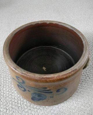 ANTIQUE STONEWARE CAKE CROCK WITH COBALT FLORAL DECORATIONS ON FRONT AND BACK 6