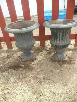 Pair (2) Antique Cast Iron Garden Urn Outdoor Flower Pot Planter 14.  5” Tall