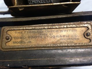Antique Model Jr.  THE PEERLESS CHECK WRITER Todd Protectograph Co. 3