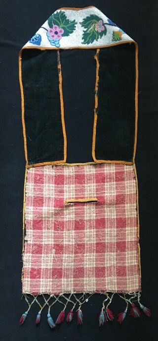 Ojibway (Anishinaabe) Bandolier Bag circa 1890 2