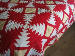 Antique Vintage Patchwork Quilt Red & White Pineapple Pattern Hand Stitched 4