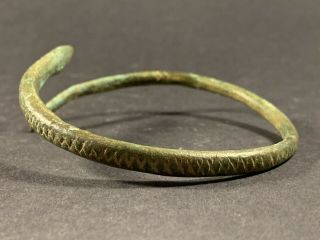 SCARCE ANCIENT ROMAN BRONZE SNAKE SERPENT BRACELET HIGH DETAIL CIRCA 200 - 300AD 9