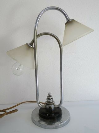Classic 1940s American Art Deco Design Chrome Black Base Glass Shape Table Lamp