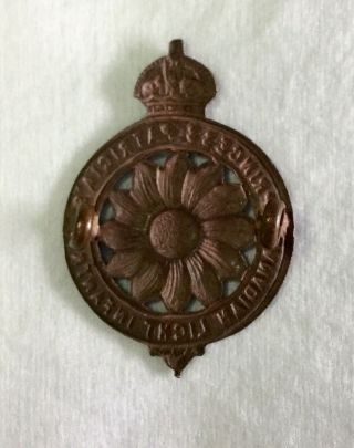 Vintage WW1 Princess Patricia’s Canadian Light Infantry Cap Badge,  Copper. 2