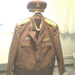 Hungary Leutnant General,  Uniform 1970 - 1990,  Cap,  2 Shirts,  EU shipm.  USD 30 4