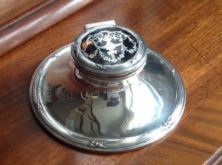ANTIQUE HALLMARKED SILVER CAPSTAN INKWELL WITH TORTOISESHELL HINGED LID (675) 2