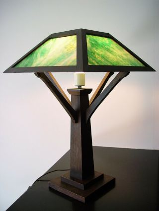 W.  B.  BROWN OAK & GREEN SLAG GLASS TABLE LAMP 1915 - MISSION | ARTS & CRAFTS 2