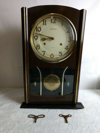 Rare Vintage Seiko Pendulum Wall Clock Made In Japan Walnut Case