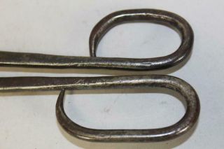 RARE 18TH C AMERICAN WROUGHT IRON PIPE TONGS EARLY FORM GREAT POLISHED SURFACE 4