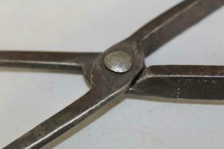 RARE 18TH C AMERICAN WROUGHT IRON PIPE TONGS EARLY FORM GREAT POLISHED SURFACE 8