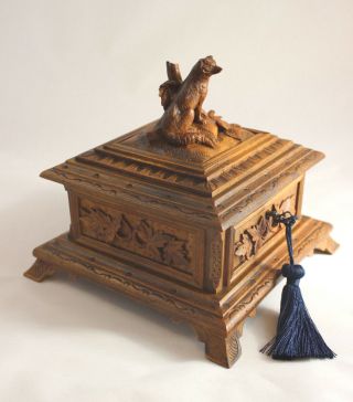 Antique Black Forest Jewelry Box/Casket with Fox and Floral Carving 3