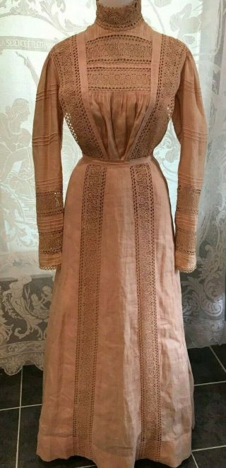 VICTORIAN 19th CENTURY HANDMADE 2 - PIECE DAY DRESS - SALMON LINEN AND LACE 2