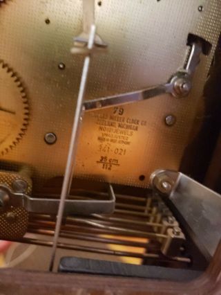 Vintage Howard Miller Westminster Chime Key Wind Pendulum Movement 612 - 462 9