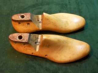 Vintage Pair 1940 ' s US NAVY Shoe Lasts Size 8 - 1/2 E UNITED Factory Mold 925 3